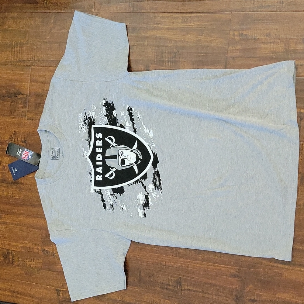 NWT Raiders tshirt